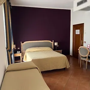 2* Отель Bologna